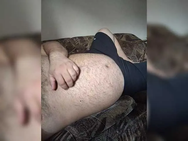 Live sex webcam photo for boy123023 #291693808