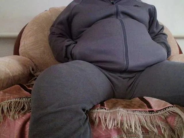 Live sex webcam photo for boy123023 #292206584