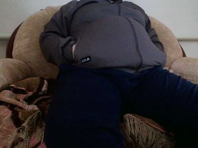 Live sex webcam photo for boy123023 #292228074