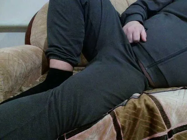 Live sex webcam photo for boy123023 #292277794