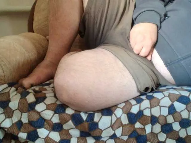 Live sex webcam photo for boy500 #294201487