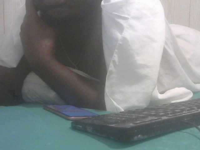 Live sex webcam photo for boycool885 #277273227