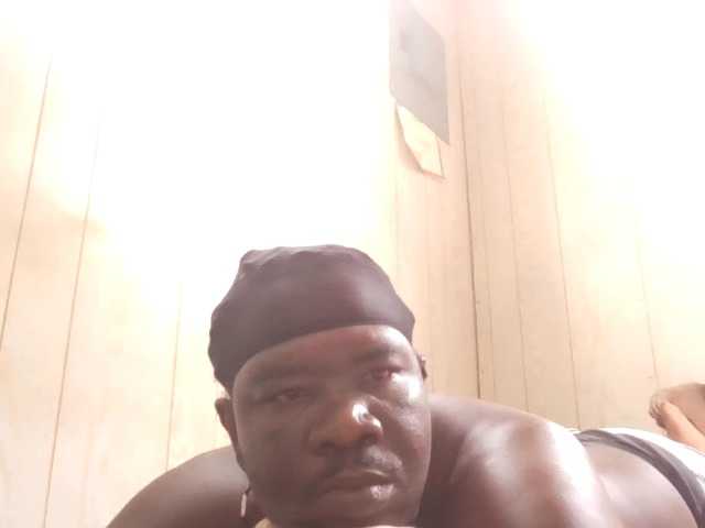 Live sex webcam photo for boycool885 #278275472