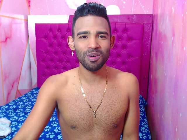 Live sex webcam photo for brayansanti #274121149