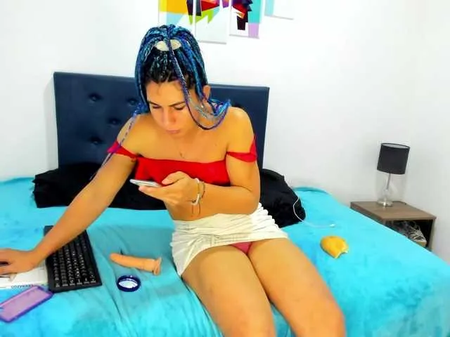 Live sex webcam photo for brenda-sofia #292138752