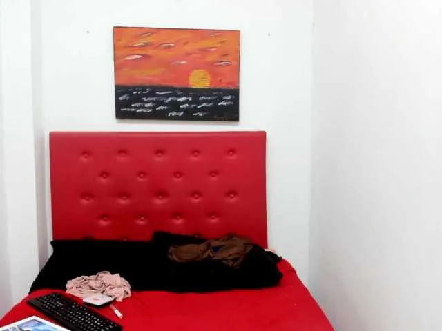 Live sex webcam photo for brenda-sofia #292391152