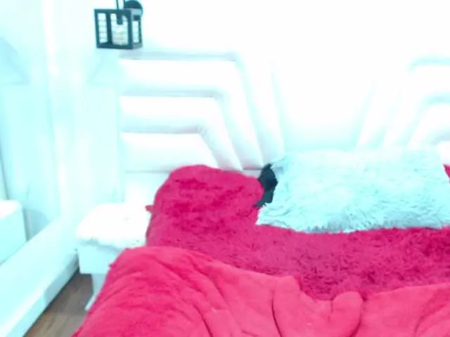 Live sex webcam photo for Brenda-star #272020703