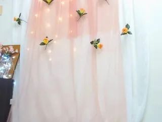 Live sex webcam photo for brendarossi #202309884