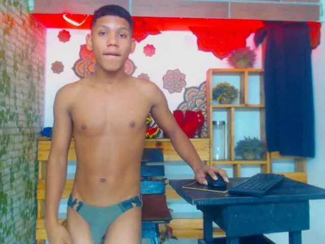 Live sex webcam photo for briam-dior #276027543