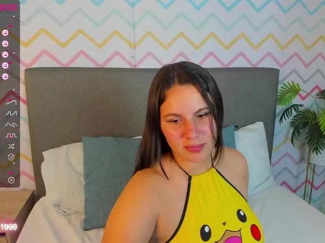 Live sex webcam photo for brigitte-brown18 #275731789