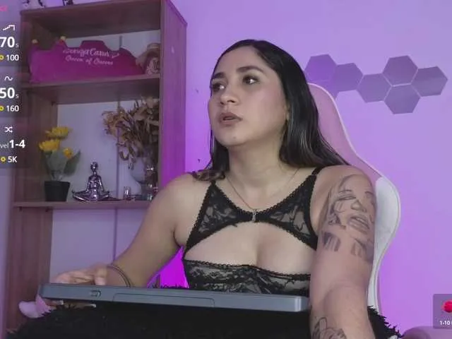 Live sex webcam photo for britt-grey #290299080