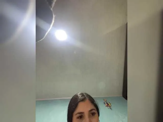 Live sex webcam photo for britt-grey #291533742
