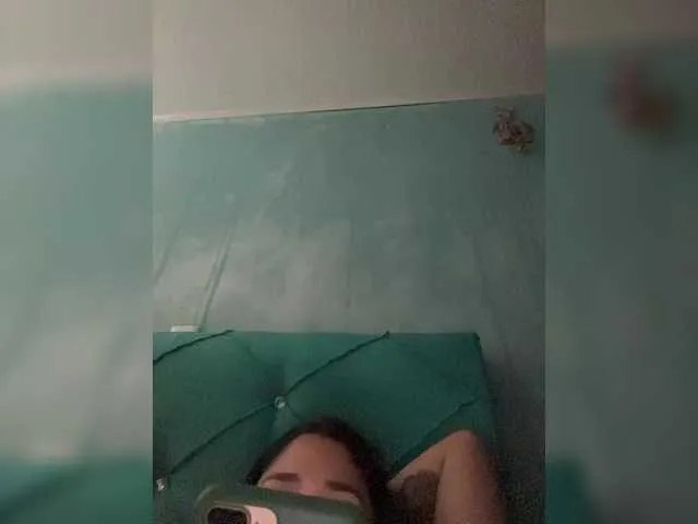 Live sex webcam photo for britt-grey #291630225