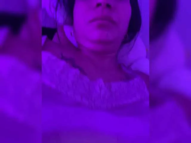 Live sex webcam photo for britt-grey #291760593
