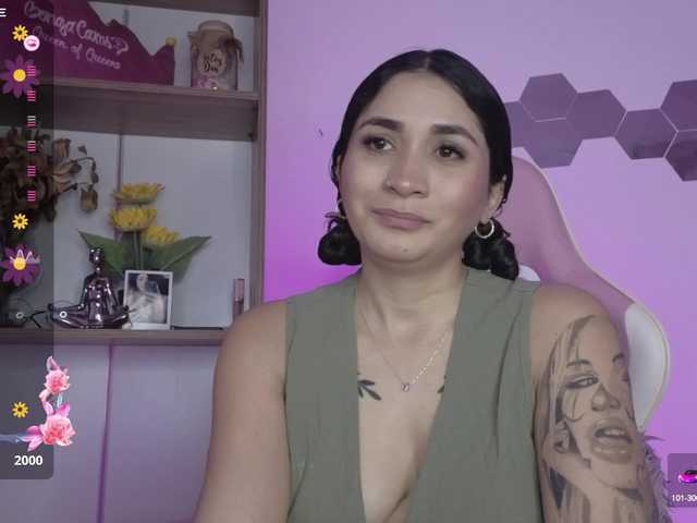 Live sex webcam photo for britt-grey #292070751