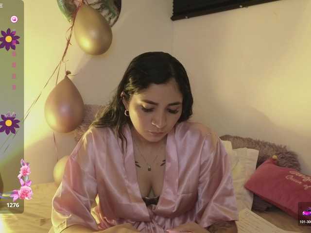 Live sex webcam photo for britt-grey #292211576