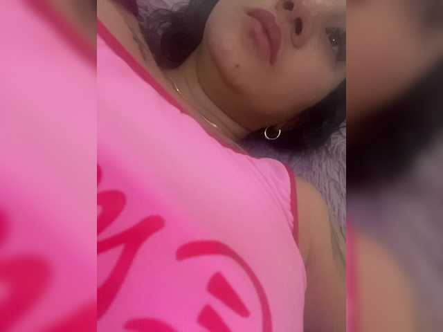 Live sex webcam photo for britt-grey #292296500