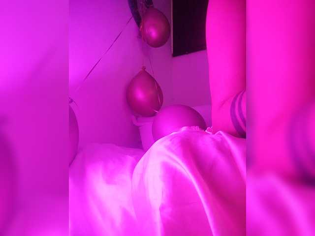 Live sex webcam photo for britt-grey #292314542