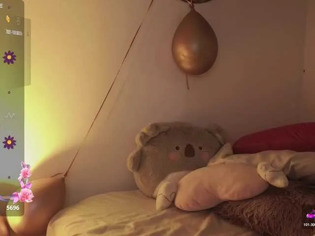 Live sex webcam photo for britt-grey #292327115