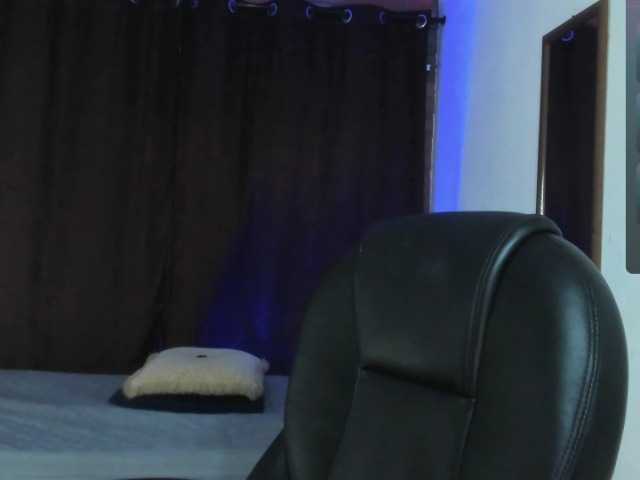 Live sex webcam photo for brittany--queen #278077625