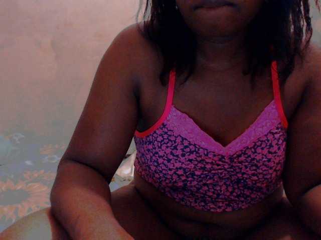 Live sex webcam photo for briyitza #275706361