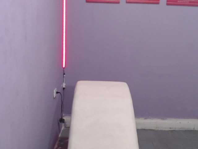 Live sex webcam photo for brune-chaude #272564079