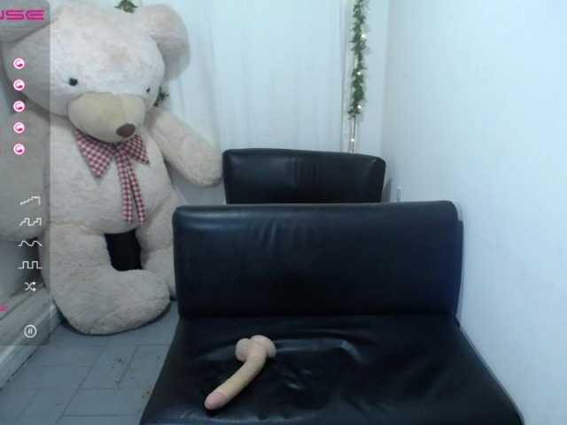 Live sex webcam photo for brune-chaude #272652789