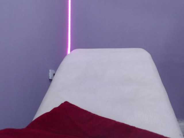 Live sex webcam photo for brune-chaude #272655859