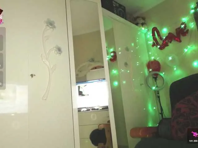 Live sex webcam photo for brunetochka77 #290681081