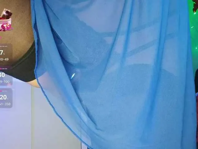 Live sex webcam photo for brunetochka77 #292342914