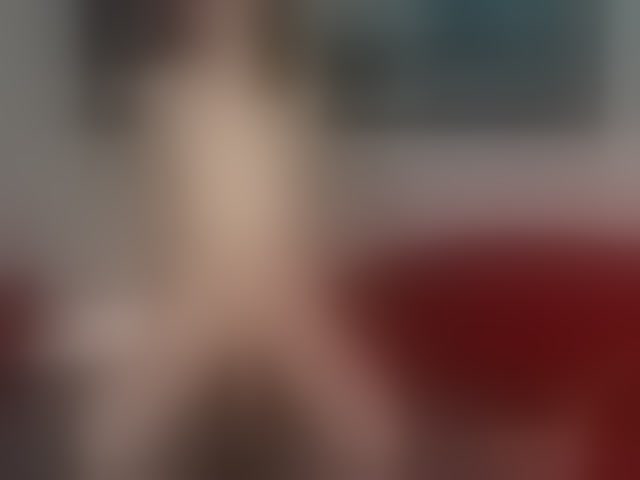 Live sex webcam photo for brunettedaisy #293574235