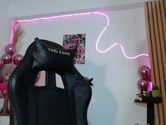 Live sex webcam photo for brytany05 #291088951