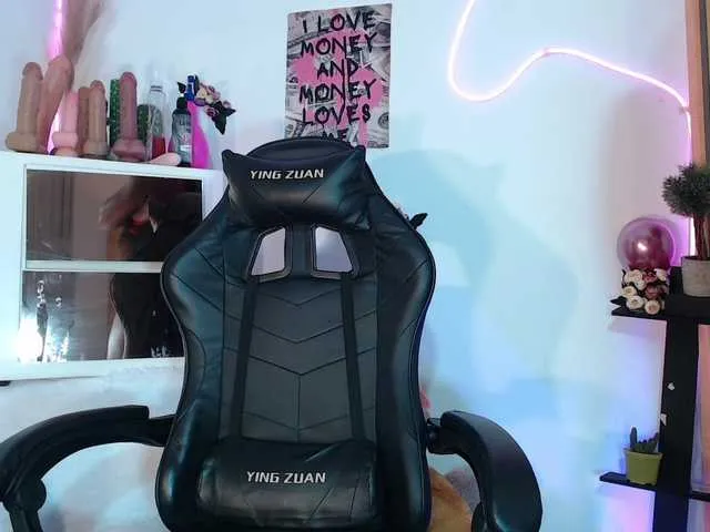 Live sex webcam photo for brytany05 #291108336