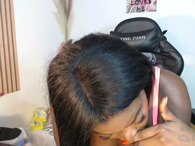 Live sex webcam photo for brytany05 #291389844