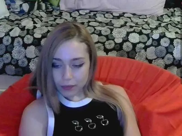 Live sex webcam photo for bubblybubbles #271696854