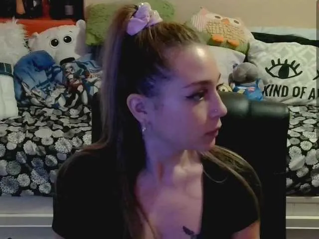 Live sex webcam photo for bubblybubbles #271811551