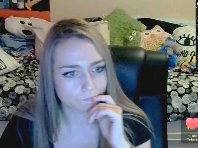 Live sex webcam photo for bubblybubbles #271938882