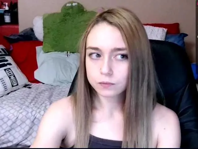 Live sex webcam photo for bubblybubbles #272430998