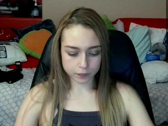 Live sex webcam photo for bubblybubbles #272683745