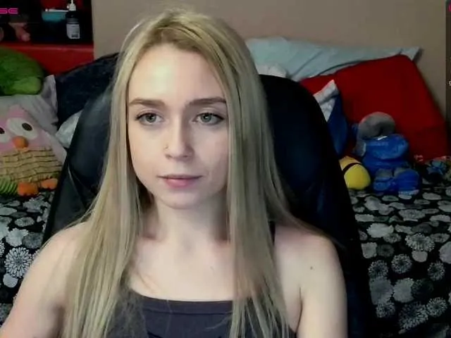 Live sex webcam photo for bubblybubbles #272838216