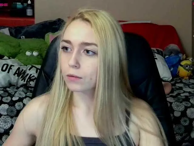 Live sex webcam photo for bubblybubbles #272974161