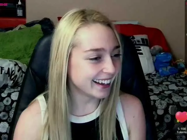 Live sex webcam photo for bubblybubbles #273021283