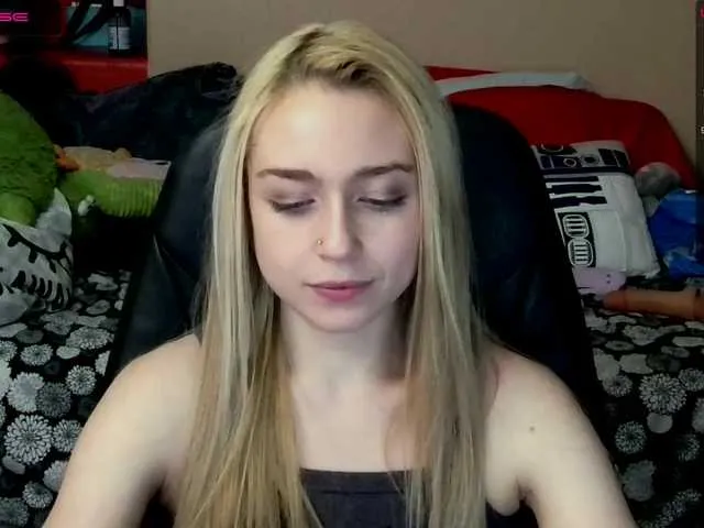 Live sex webcam photo for bubblybubbles #273061085