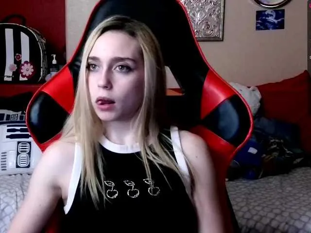 Live sex webcam photo for bubblybubbles #273643744