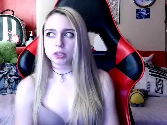 Live sex webcam photo for bubblybubbles #273659494