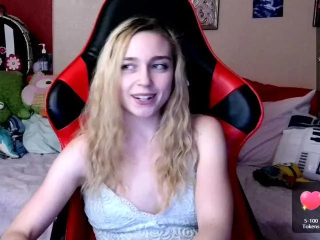 Live sex webcam photo for bubblybubbles #273801497
