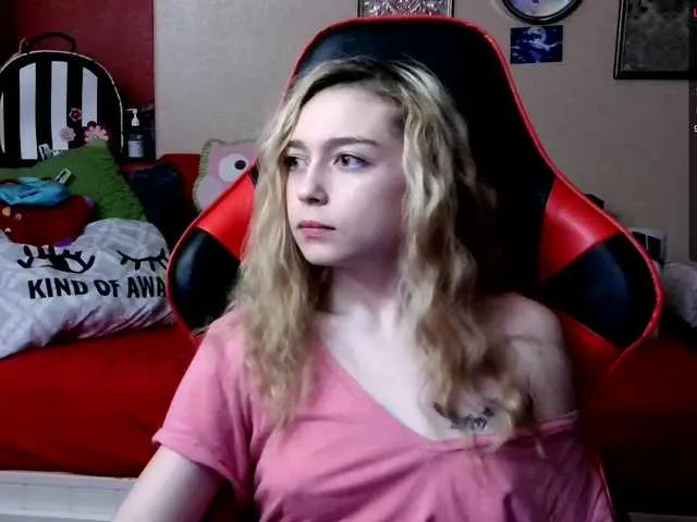 Live sex webcam photo for bubblybubbles #273901477