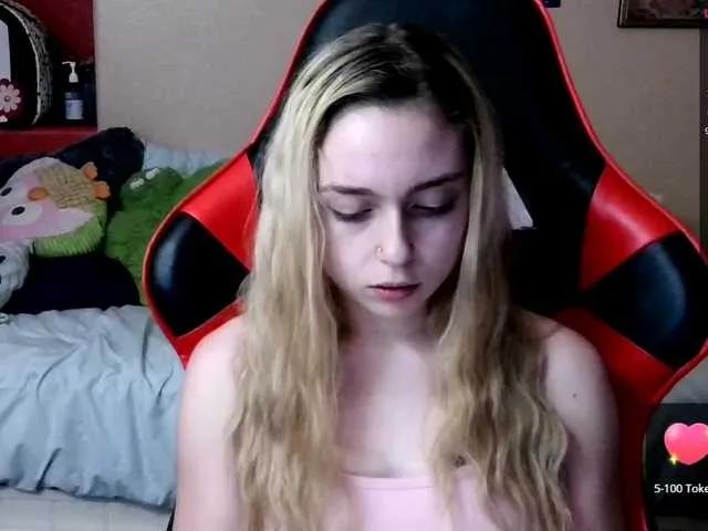 Live sex webcam photo for bubblybubbles #274123597