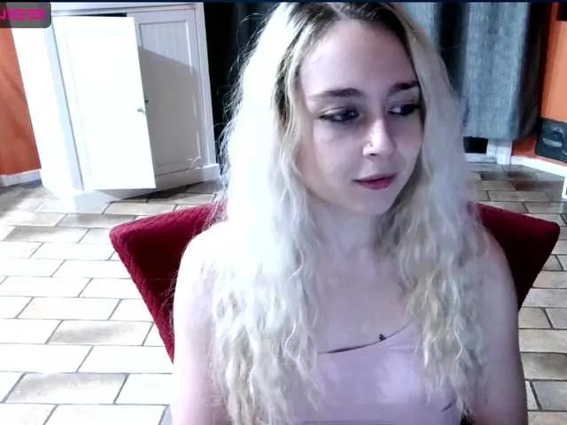 Live sex webcam photo for bubblybubbles #275726599