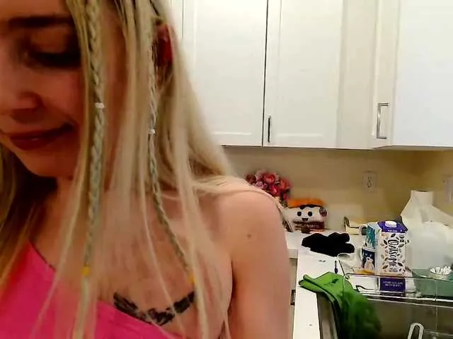 Live sex webcam photo for bubblybubbles #278582859